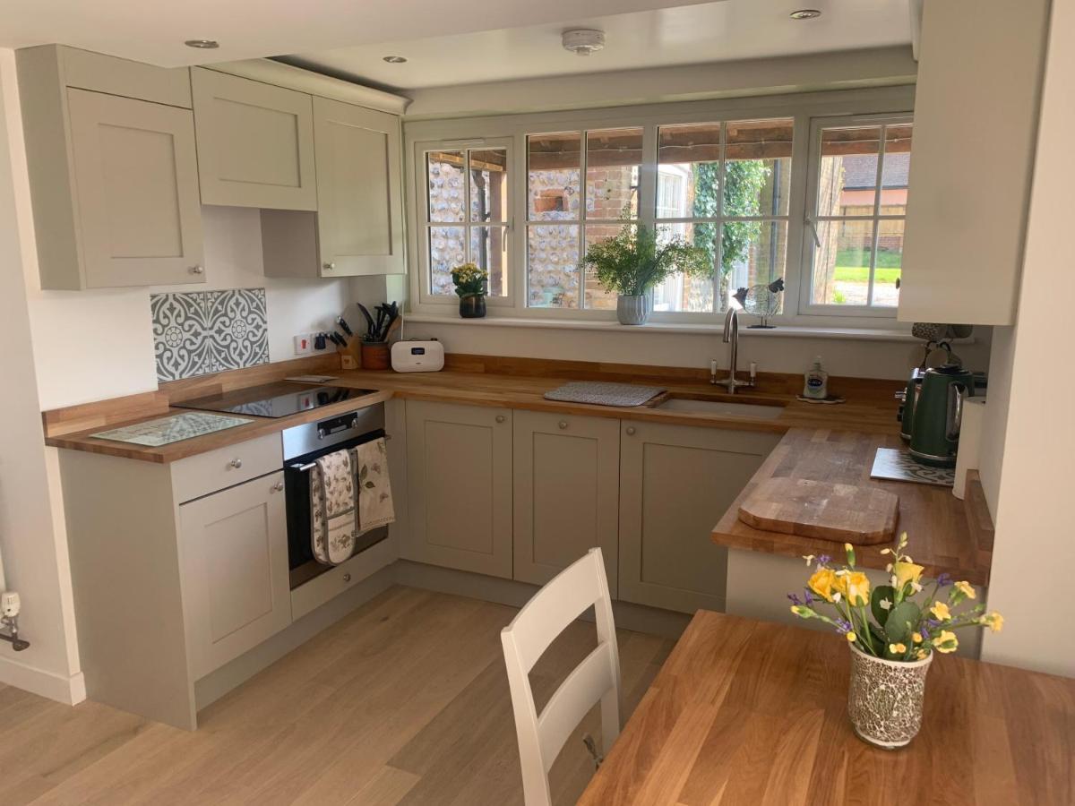 Mill Cottage Overstrand Bagian luar foto